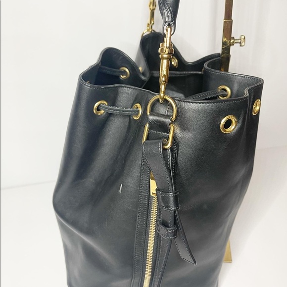 Saint laurent bucket bag - Picture 9 of 10